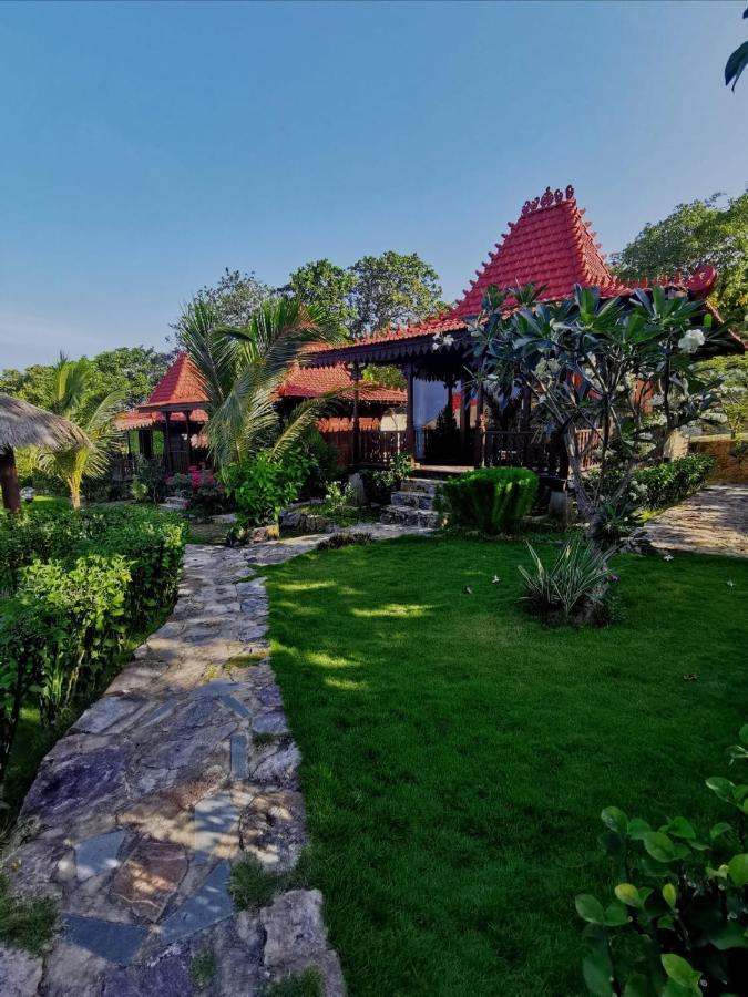 Mirabelle Joglo Village Karimunjawa Kültér fotó